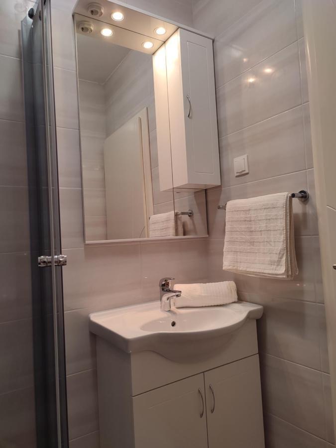 Apartmani Josipa Baška Voda Exteriör bild